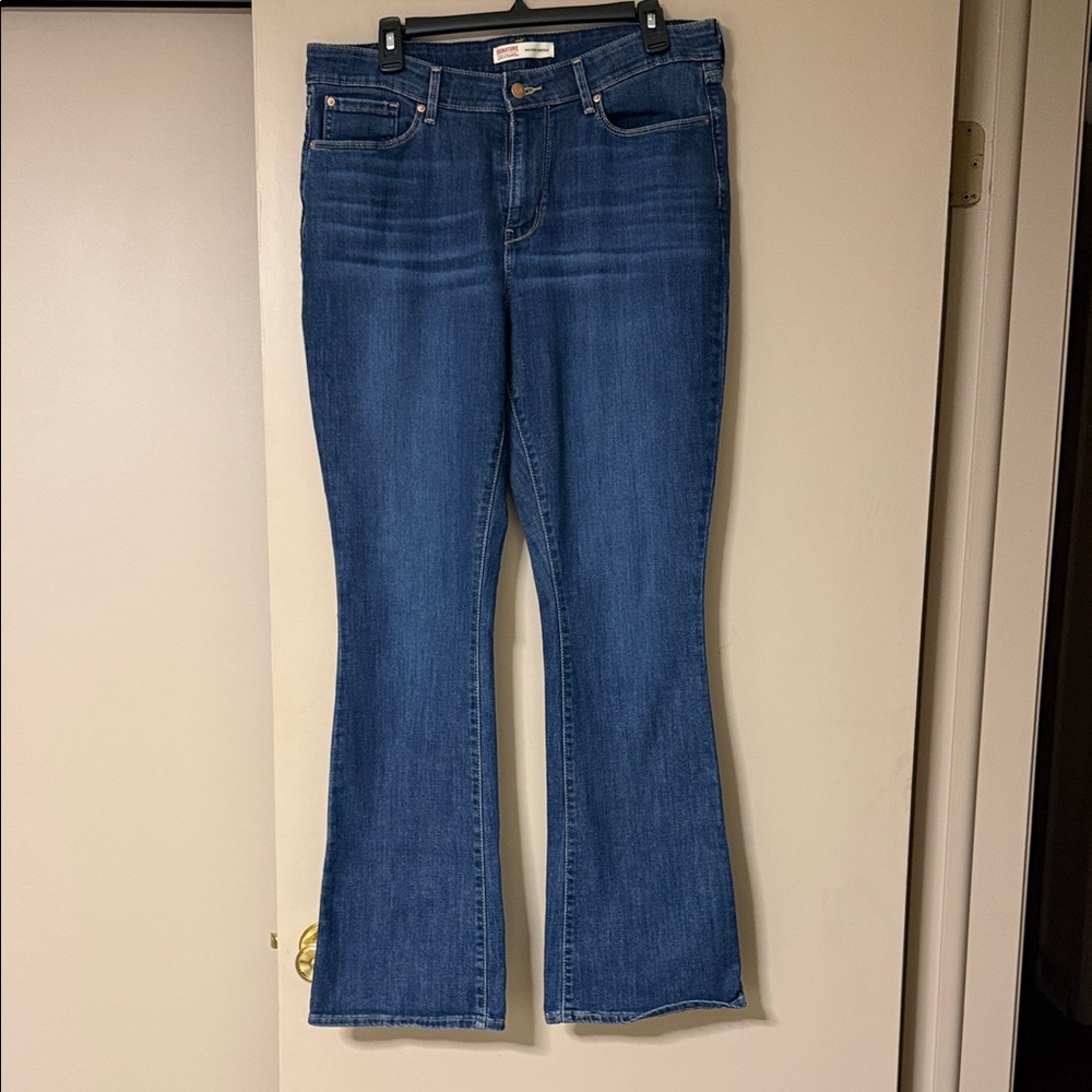 Signature by Levi Strauss Medium Blue Wide Leg Jeans